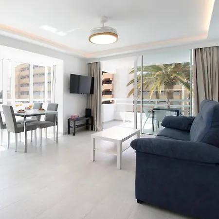 Vakantiehuis Stunning With Ocean View